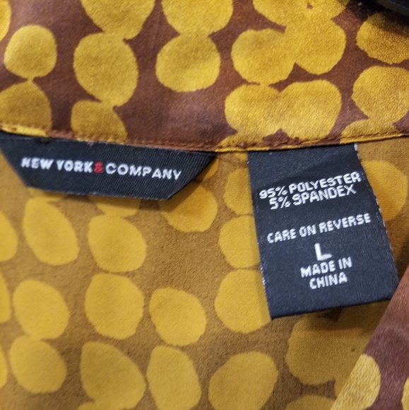 3️⃣ for $20 NY&Co. Ladies Top - Picture 8 of 8